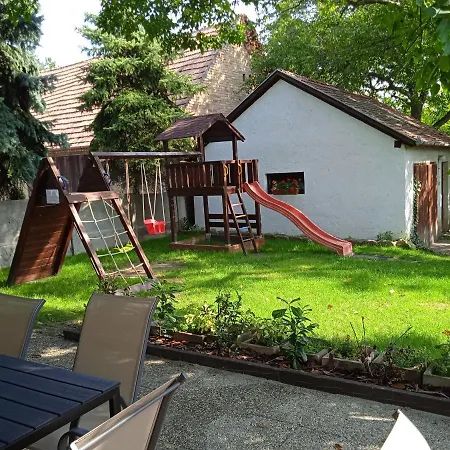 B&B Diokert Vendeghaz